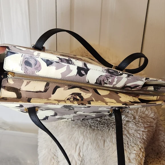 Kate spade floral tote gray white flowers floral - Picture 10 of 10